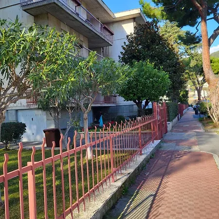 Casa Le Vele Apartment Bordighera Exterior photo
